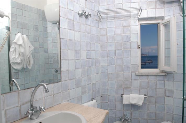 Hotel Gennarino A Mare 3*