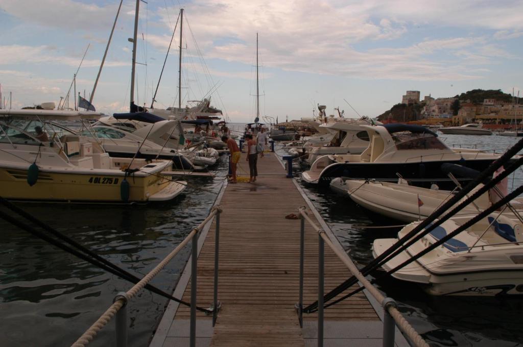 Gennarino A Mare Hotel